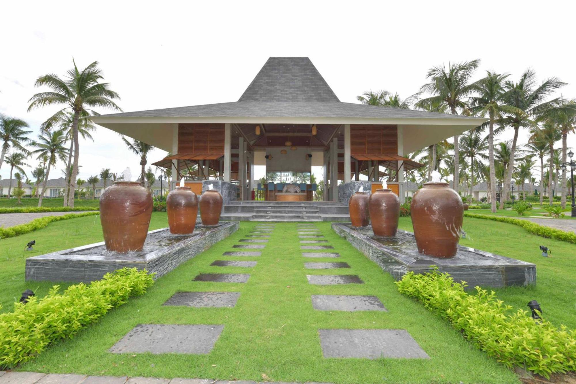 Cocoland Thu Xa Ancient Town Resort 꽝응아이 외부 사진